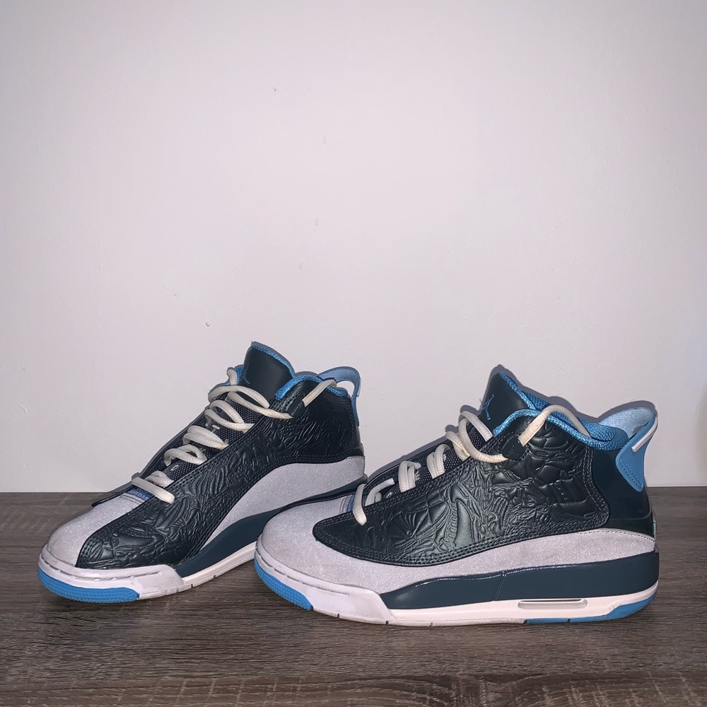 Jordan’s Dub Zero - Wolf Grey